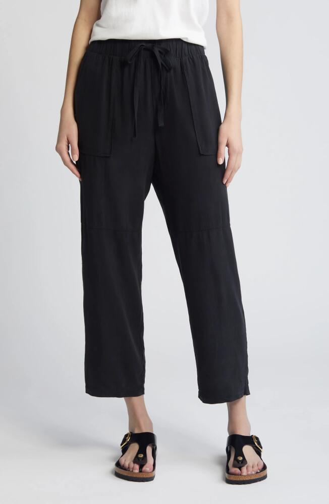 Bella Dahl Straight Leg Pants in Vintage Black Cover