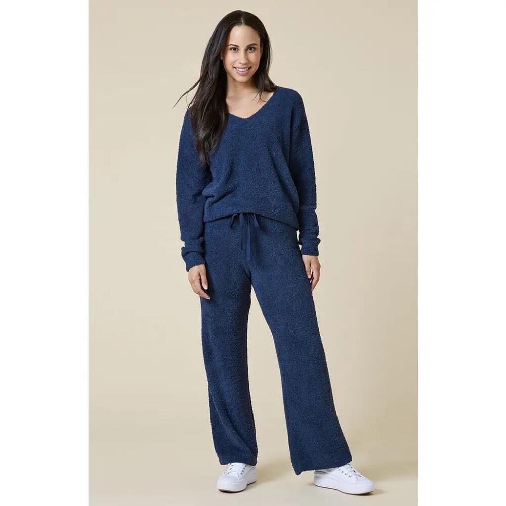 Softies Solid Marshmallow V-Neck Lounge Set in Midnight Cover