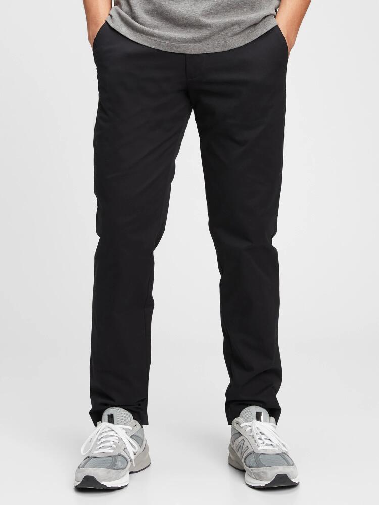 Modern Khakis in Straight Fit with GapFlex Cover