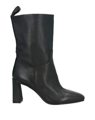 Carmens Woman Ankle boots Black Leather Cover