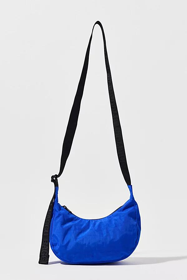 BAGGU Small Nylon Crescent Bag in Lapis Cover