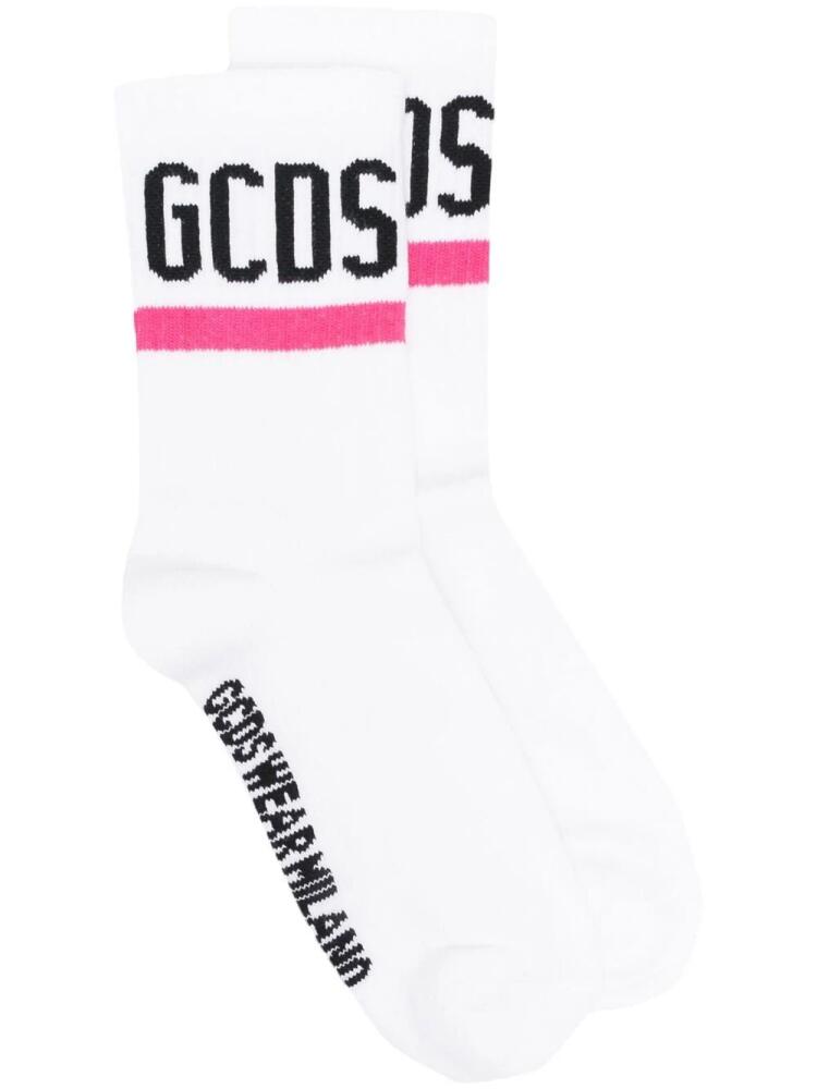 GCDS intarsia-knit logo socks - White Cover