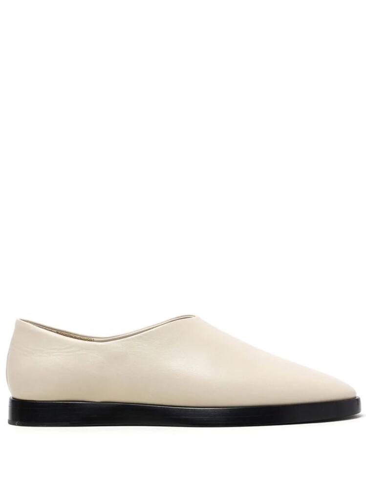 Fear Of God almond-toe leather loafers - Neutrals Cover