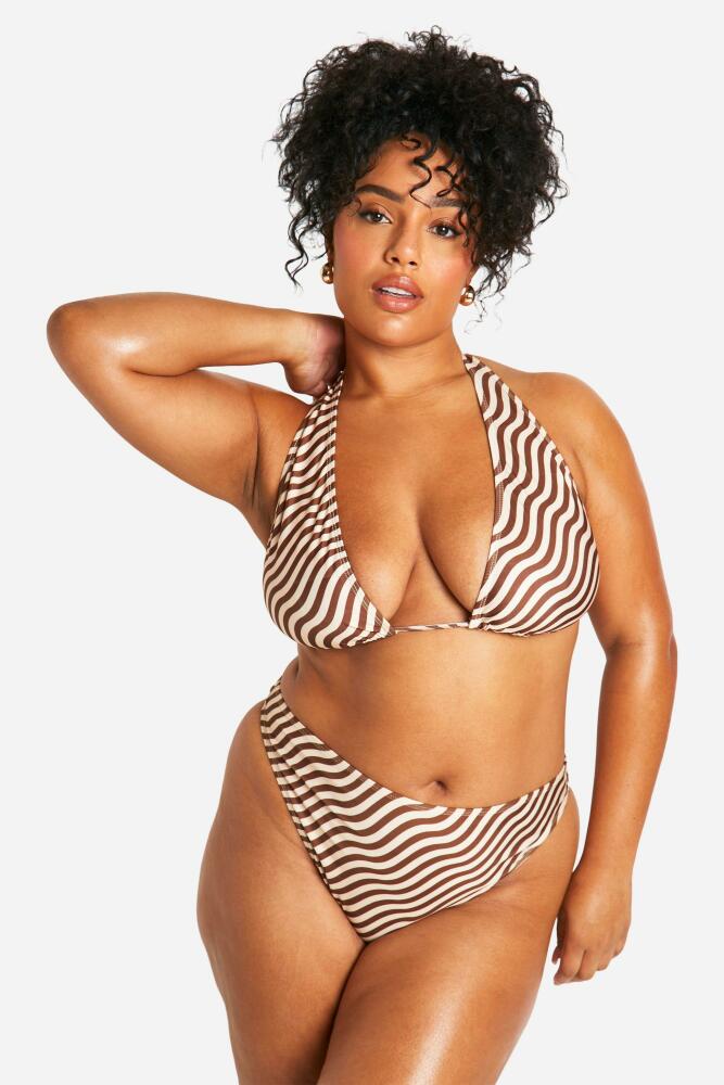 boohoo Womens Plus Wave Print High Leg Bikini Set - Brown Cover