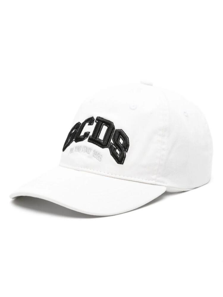 GCDS logo-embroidered cotton cap - White Cover