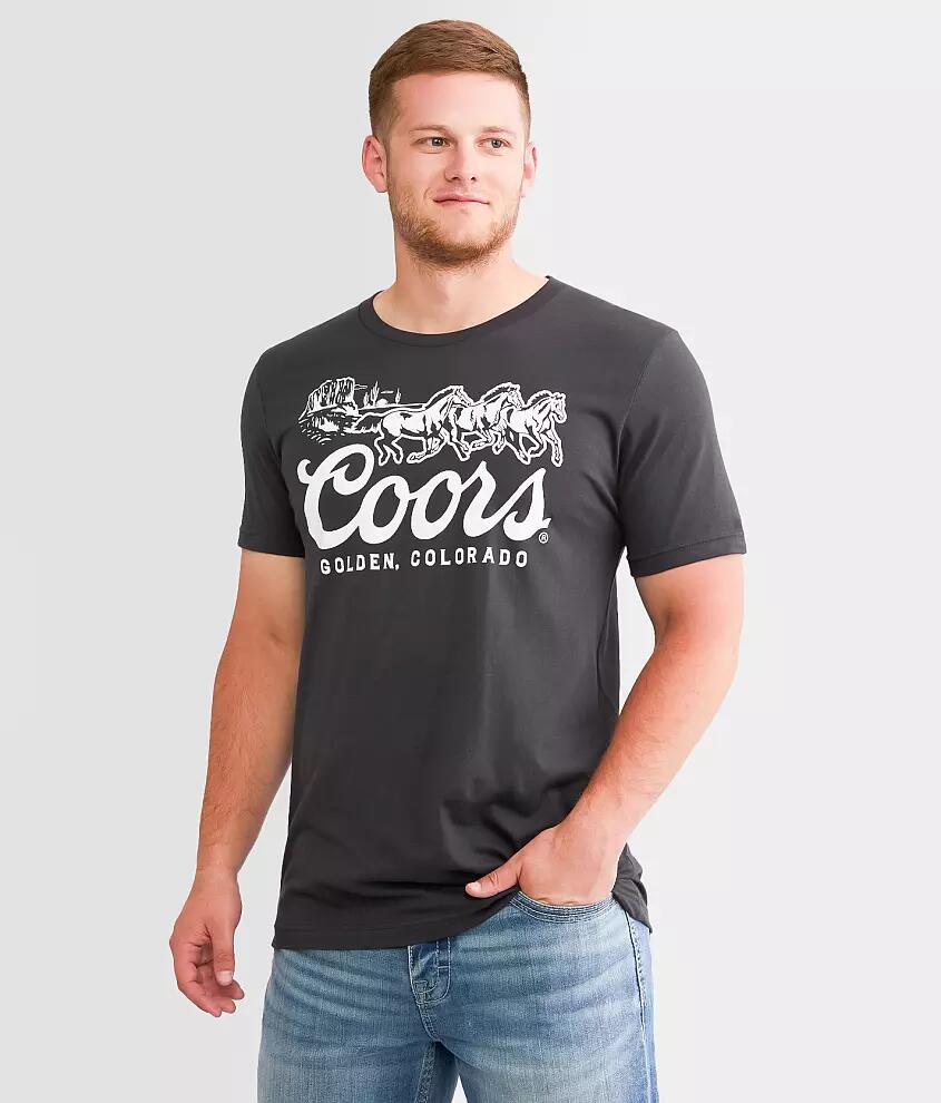 Brew City Coors Banquet Three Horses T-Shirt Cover