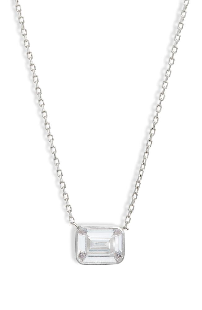 SHYMI Mini Bezel Pendant Necklace in Silver/White/emerald Cut Cover