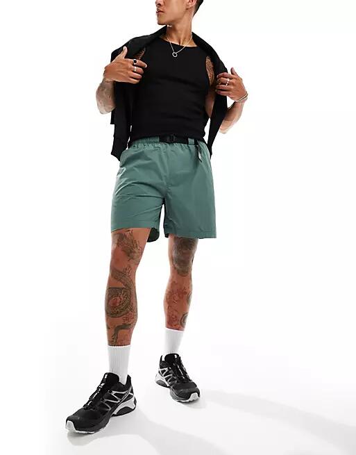 Dickies Jackson tape belt shorts in khaki-Green Cover