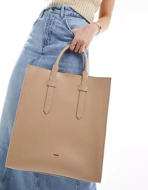 PASQ structured tote bag with detachable crossbody strap in sand-Neutral Cover