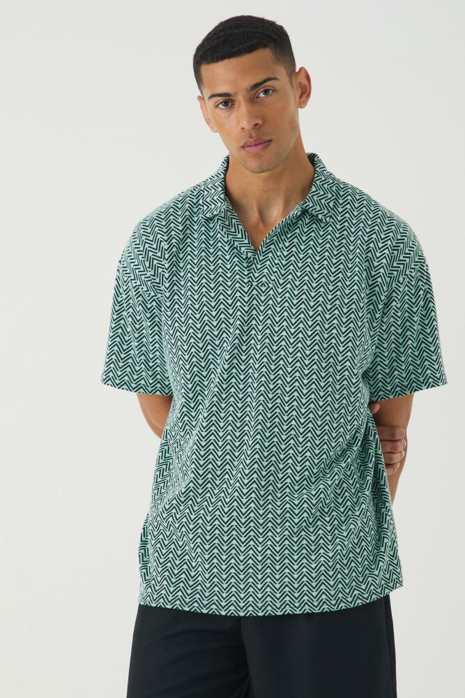 boohoo Mens Oversized Revere Stripe Polo - Green Cover