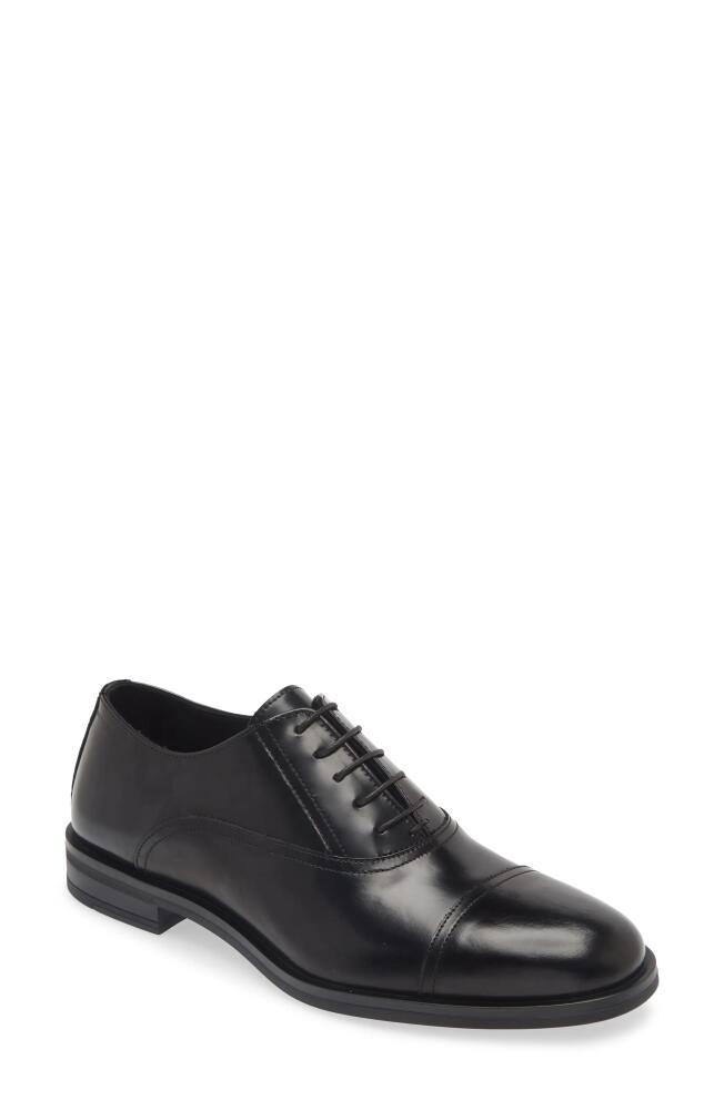 Stuart Weitzman Club Classic Cap Toe Oxford in Black Cover