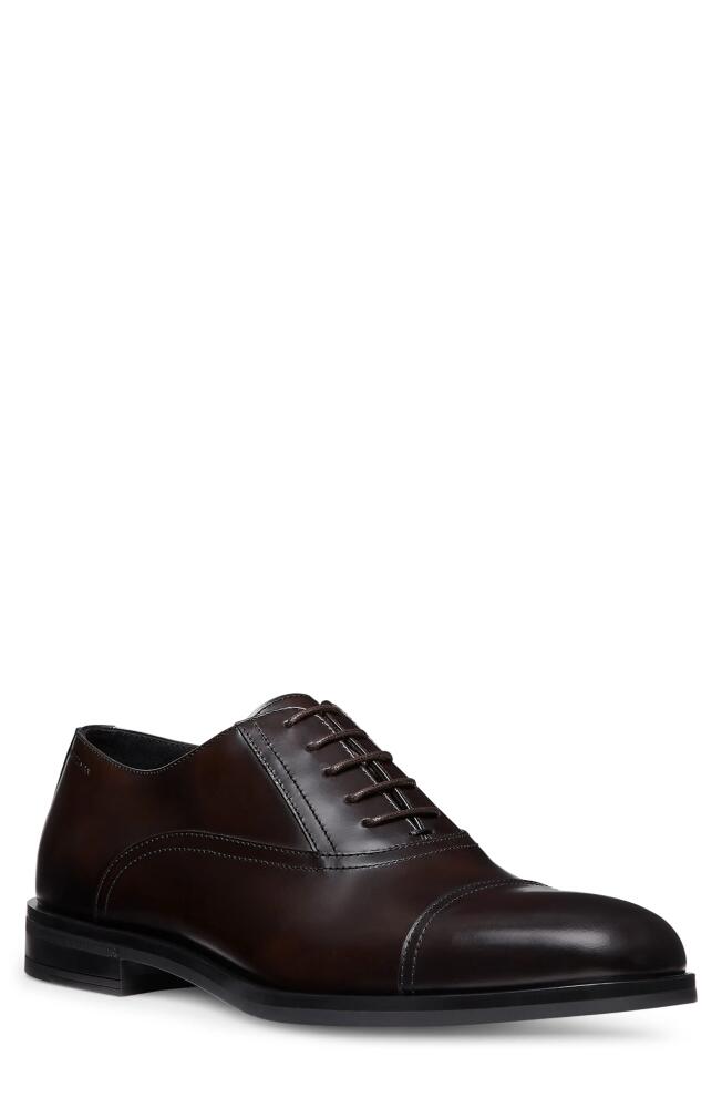 Stuart Weitzman Club Classic Cap Toe Oxford in Dark Brown Cover