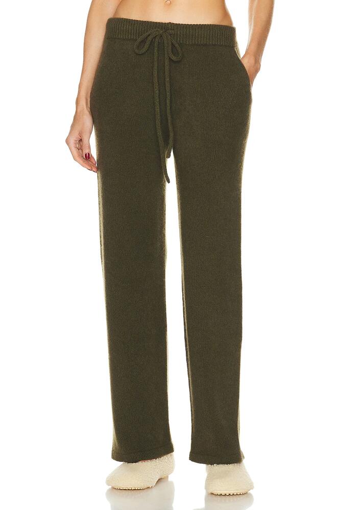 The Elder Statesman Lounge Pant in Olive Cover