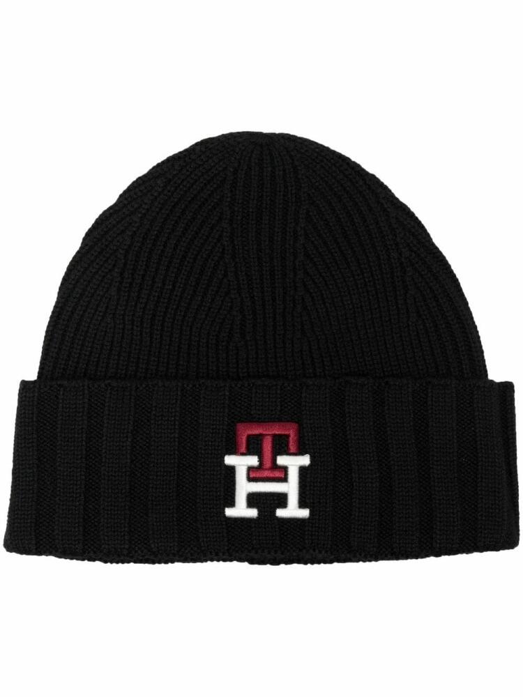 Tommy Hilfiger embroidered logo beanie hat - Black Cover