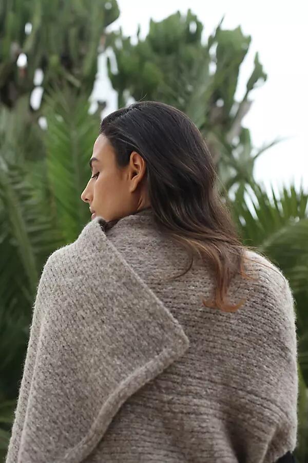 Terrain Heathered Alpaca Shawl Cover