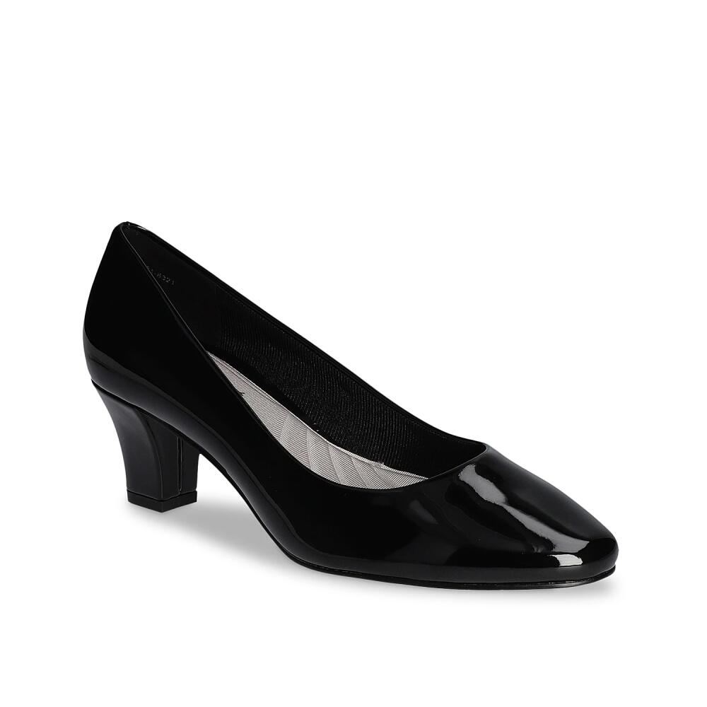 Easy Street Wide Width Ballari Pump | Women's | Black Patent Cover