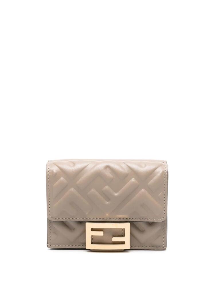 FENDI micro Baguette FF-embossed tri-fold wallet - Grey Cover