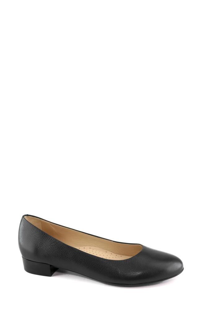 Marc Joseph New York Ferris 2.0 Pump in Black Napa Soft Cover