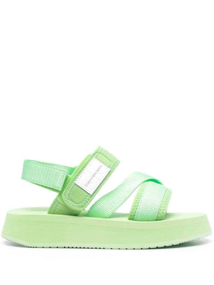 Calvin Klein Jeans logo-patch platform sandals - Green Cover