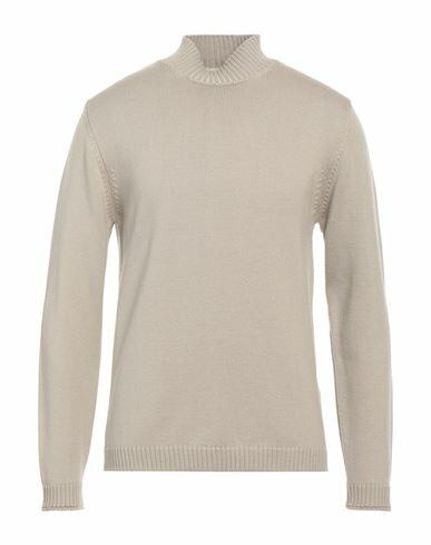 Wool & Co Man Turtleneck Light grey Merino Wool Cover