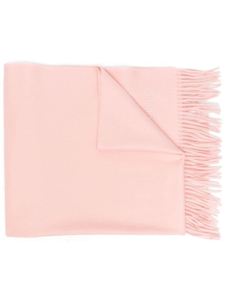 Alexander McQueen fringed logo-embroidered scarf - Pink Cover