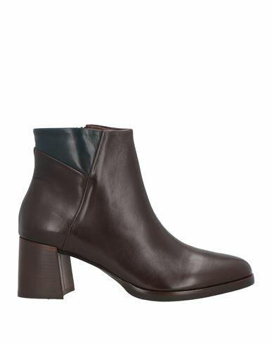 Calpierre Woman Ankle boots Cocoa Soft Leather Cover