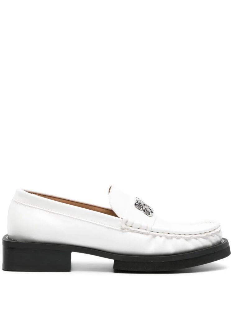 GANNI logo-plaque loafers - White Cover