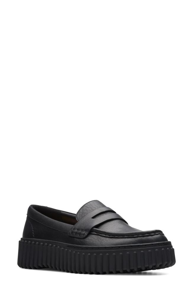 Clarks(r) Torhill Platform Penny Loafer in Black Leather Cover