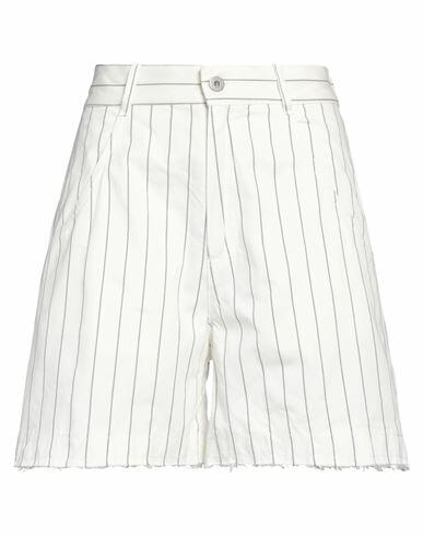 Noumeno Concept Woman Shorts & Bermuda Shorts Ivory Cotton, Elastane Cover