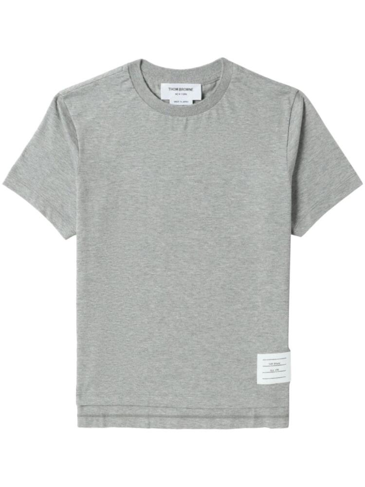 Thom Browne logo-patch short-sleeve T-shirt - Grey Cover