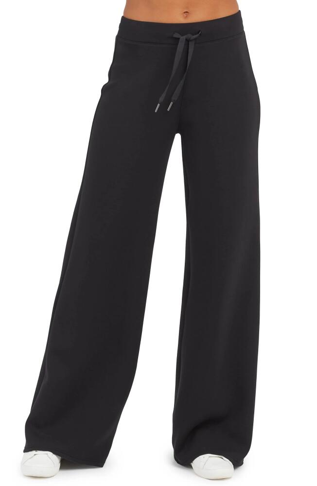 SPANX AirEssentials Wide Leg Pants in Very Black Cover