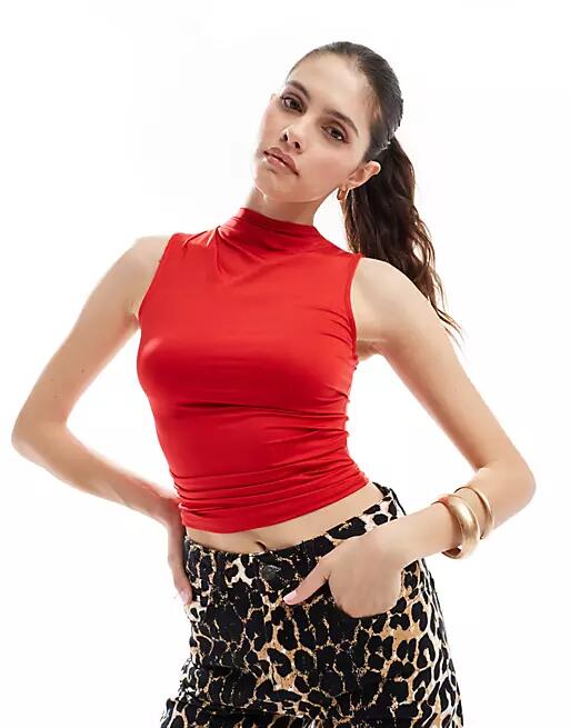 Stradivarius ruched detail slinky tank top in red Cover