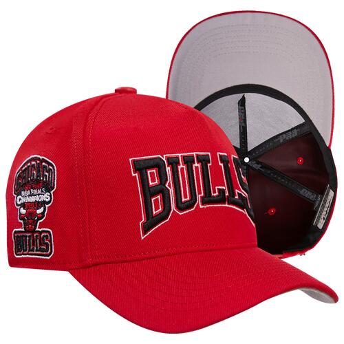 Pro Standard Mens Pro Standard Bulls Crest Emblem Flatbrim Snapback - Mens Red/Red Cover