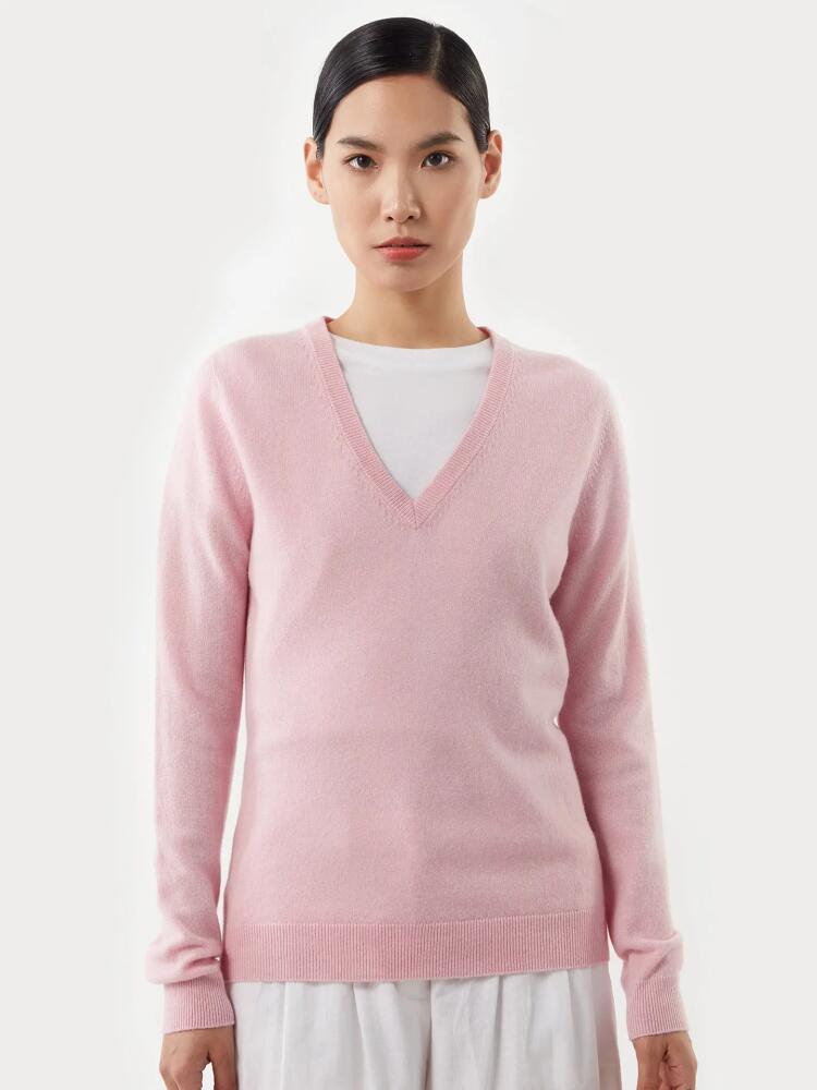 Gobi Cashmere V-Neck Sweater in Almond Blossom Cover