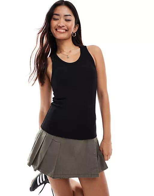 Stradivarius ribbed racer tank top in black Cover