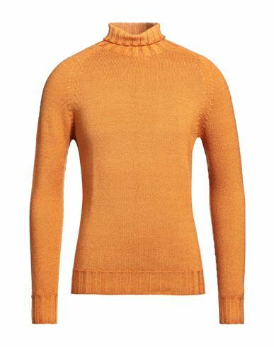 H953 Man Turtleneck Orange Merino Wool Cover