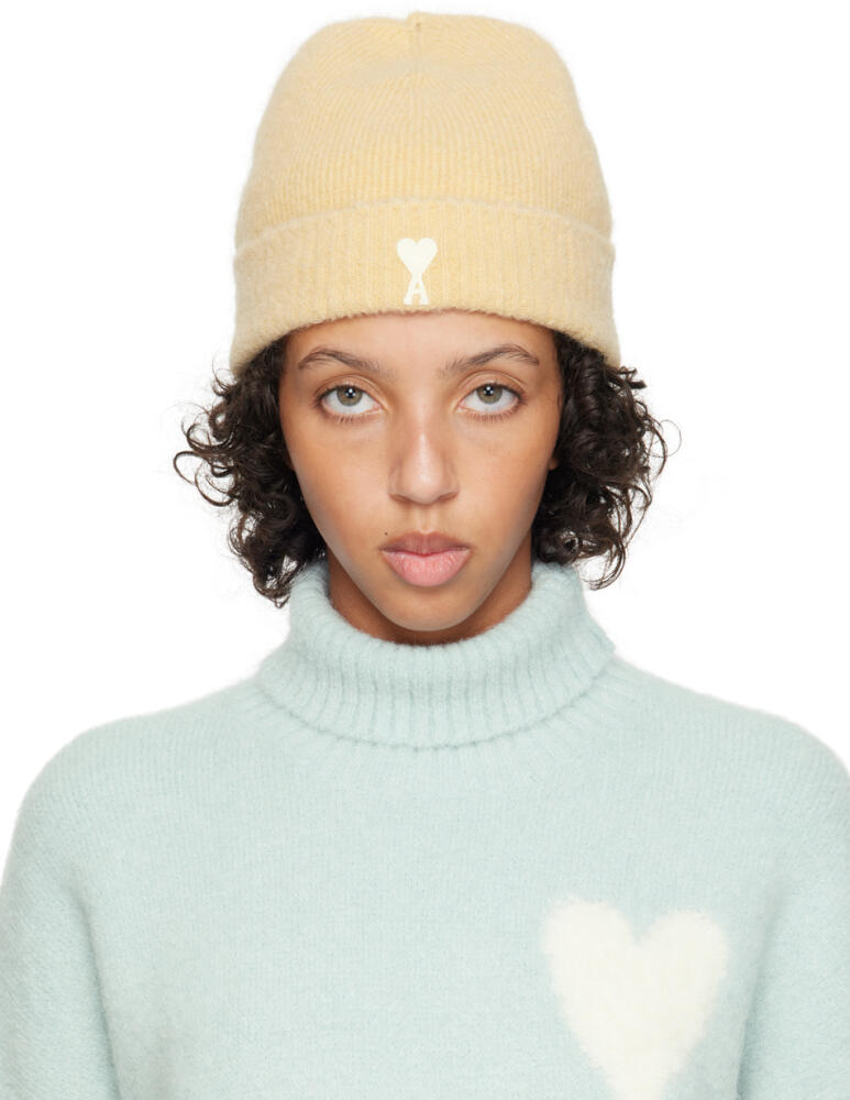 AMI Paris Off-White Ami de Cœur Beanie Cover