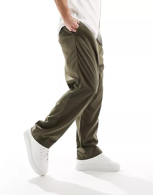 Pull & Bear baggy tailored pants in khaki-Green Cover