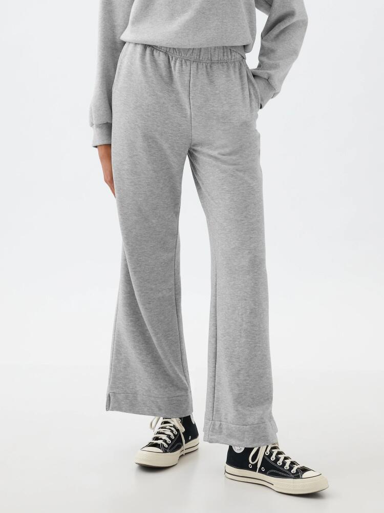 Gap Mid Rise Cloudlight Straight Leg Sweatpants Cover