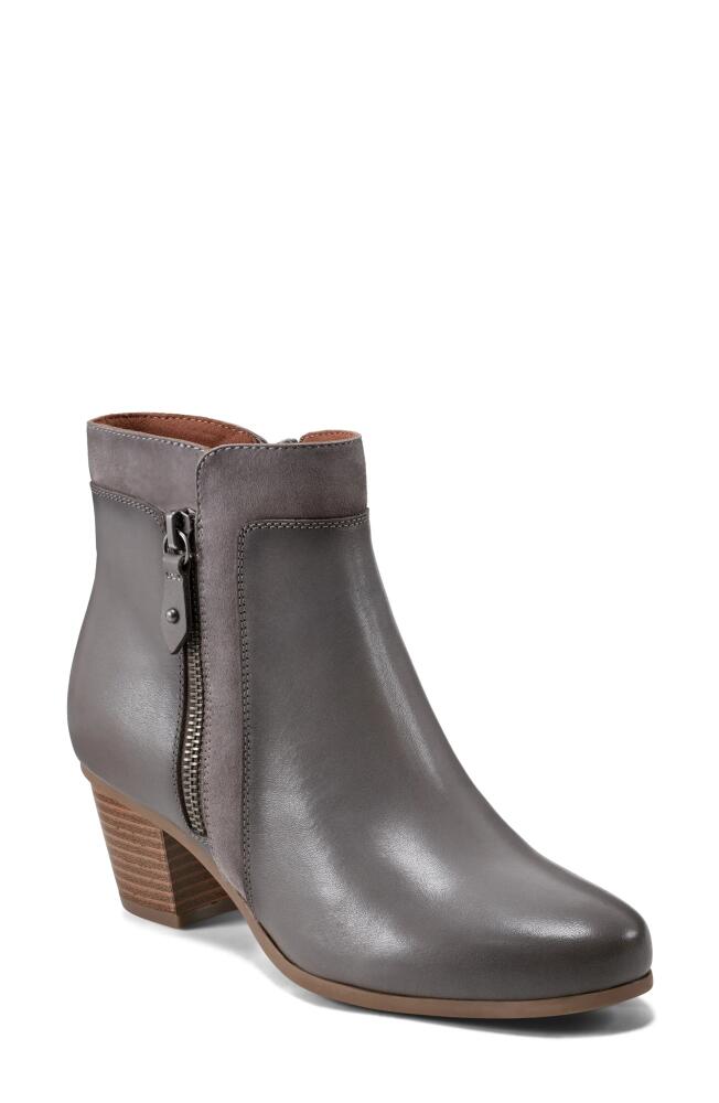 Rockport Cobb Hill Wynter Bootie in Medium Gray Cover