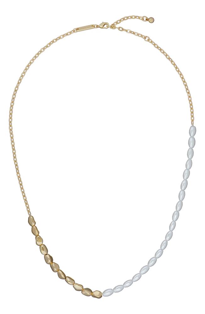 Ted Baker London Ilenie Imitation Pearl Necklace in Gold Tone/Pearl Cover