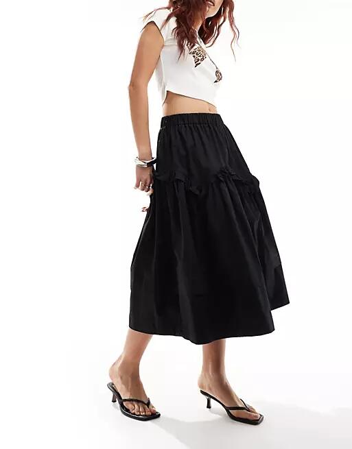 Urban Revivo ruffle detail cotton midaxi skirt in black Cover