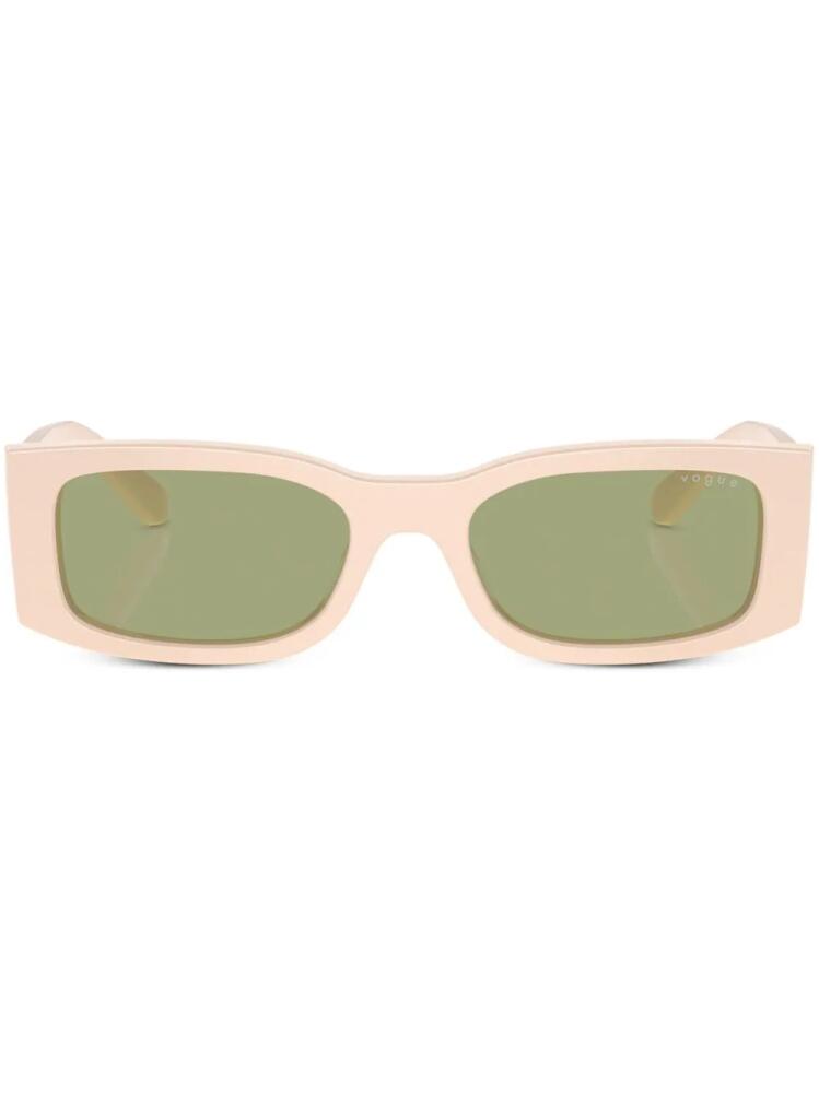 Vogue Eyewear logo-print rectangle-frame sunglasses - Neutrals Cover