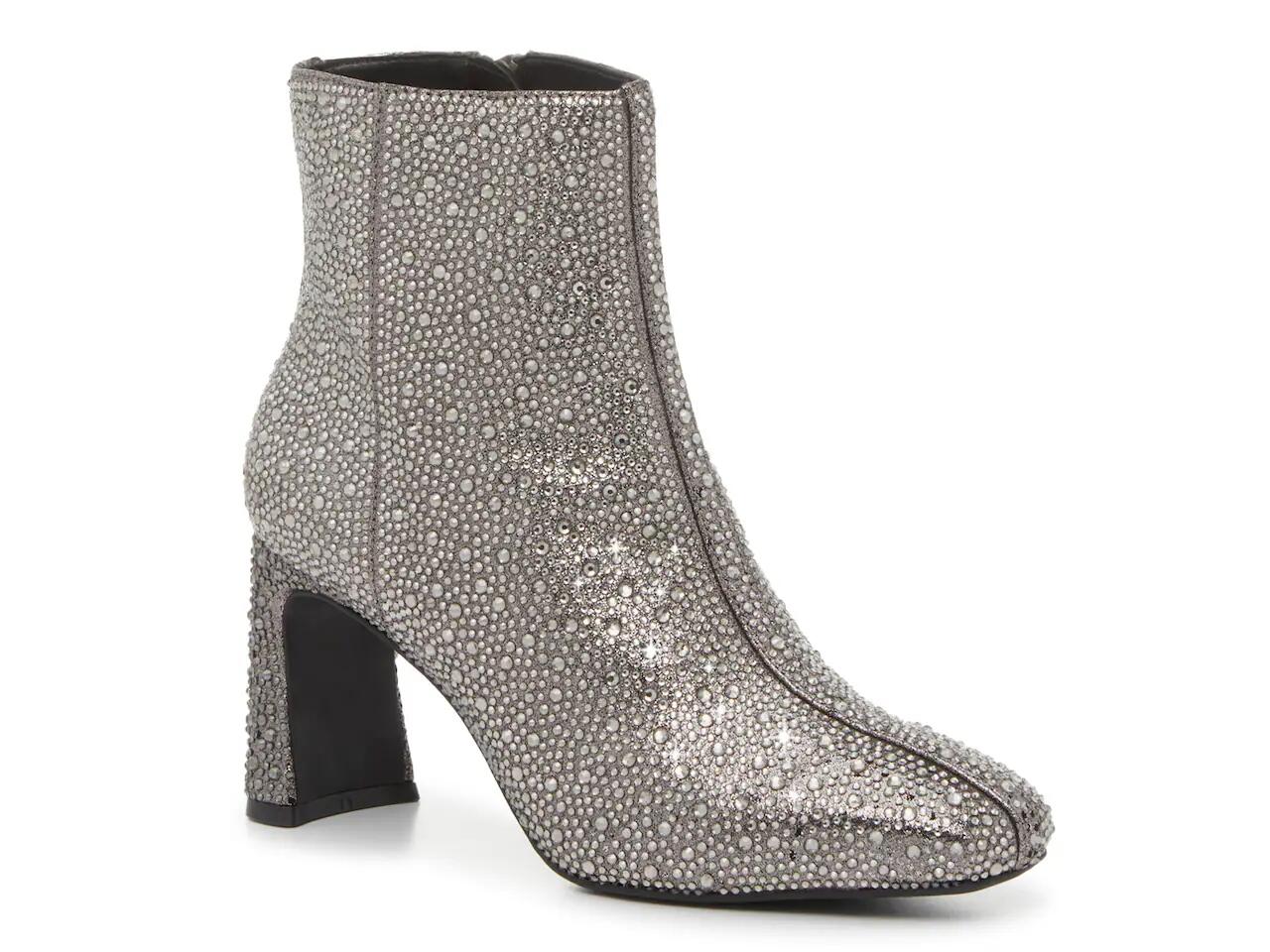 Kelly & Katie Bori Bootie | Women's | Silver Metallic Cover