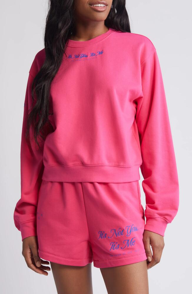 THE MAYFAIR GROUP It's Not You Crop Crewneck Sweatshirt in Pink Cover