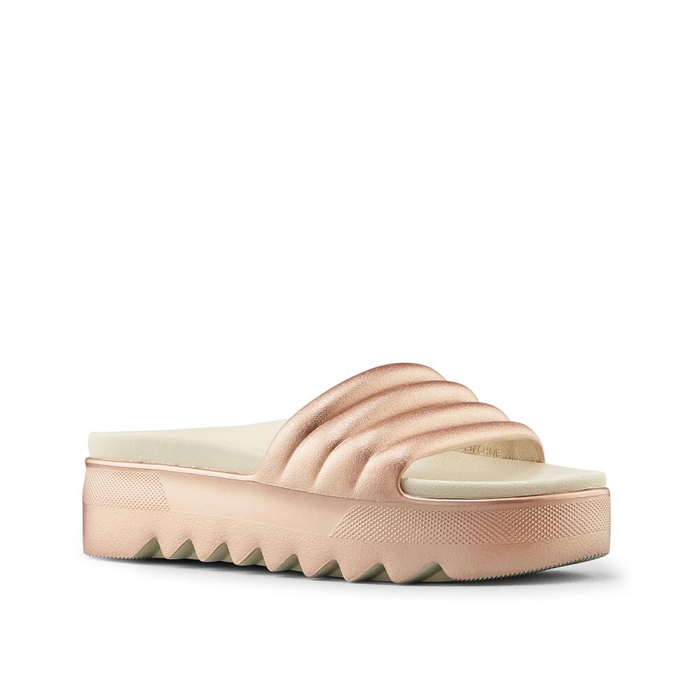 Cougar Pool Party Slide Sandal | Women's | Rose Gold Metallic Cover