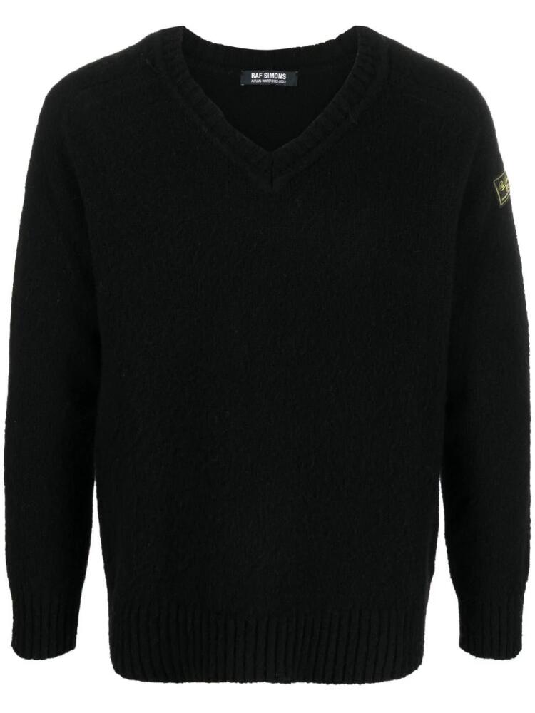 Raf Simons logo-patch V-neck jumper - Black Cover