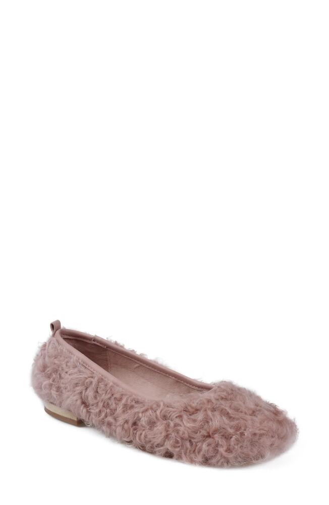 Artisan Crafted By Zigi Quincy Faux Fur Flat in Pink Leather Cover