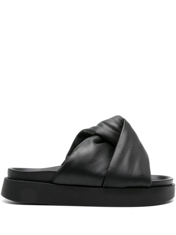 Inuikii Soft Crossed leather slides - Black Cover