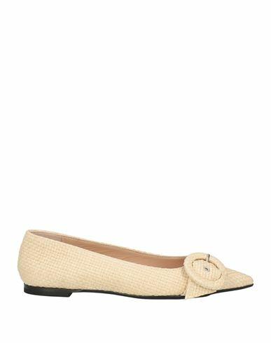 Giulia Neri Woman Ballet flats Beige Textile fibers Cover